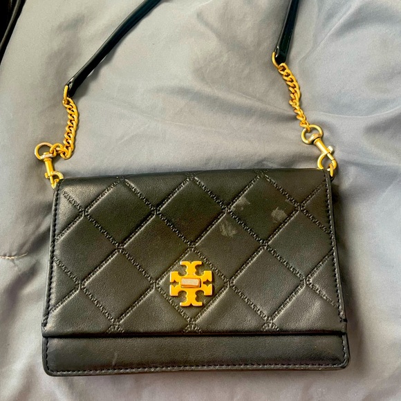 Tory Burch Bags Tory Burch Black And Gold Crossbody Purse Poshmark